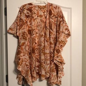 Justin&Taylor Floral Kimono